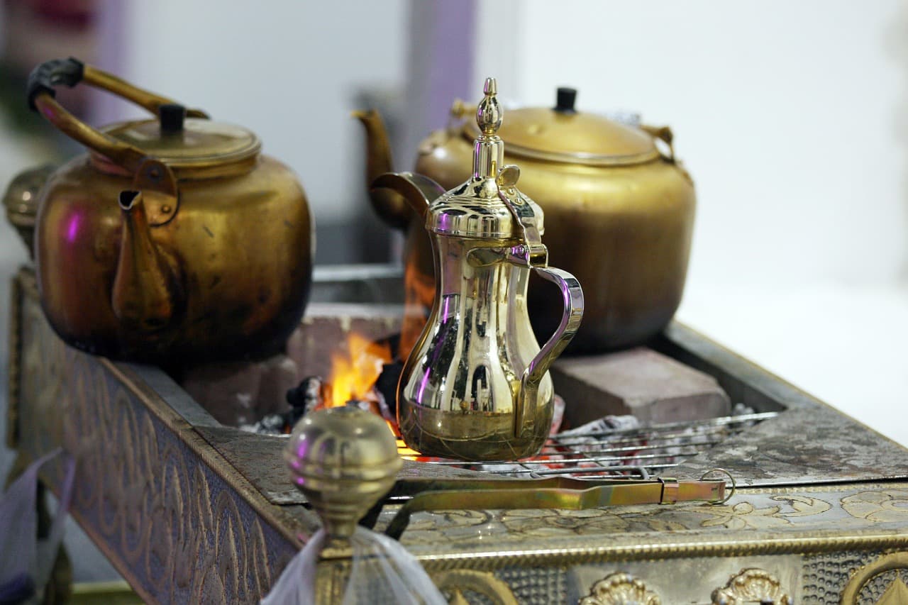 دلال القهوة